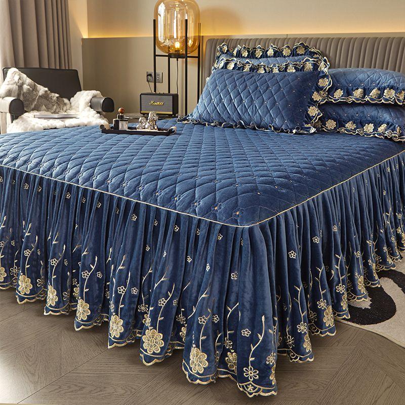 3-teiliges einfarbiges hellbeige-freundliches gestepptes Lagen-Bettrock-Set mit hoher Spitzengarnitur, 1 Stück Bettrock + 2 Stück Kissenbezüge