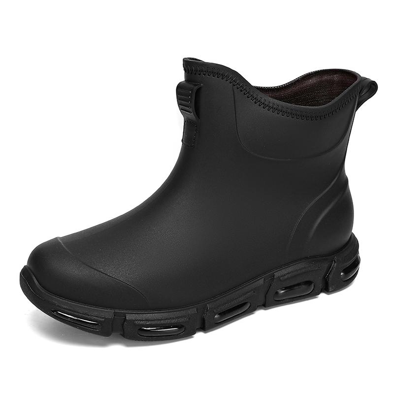 New Mid-calf Rain Boots for Men's Rain Protection In Autumn and Winter, Chef Shoes, High-top Outdoor Men's Shoes