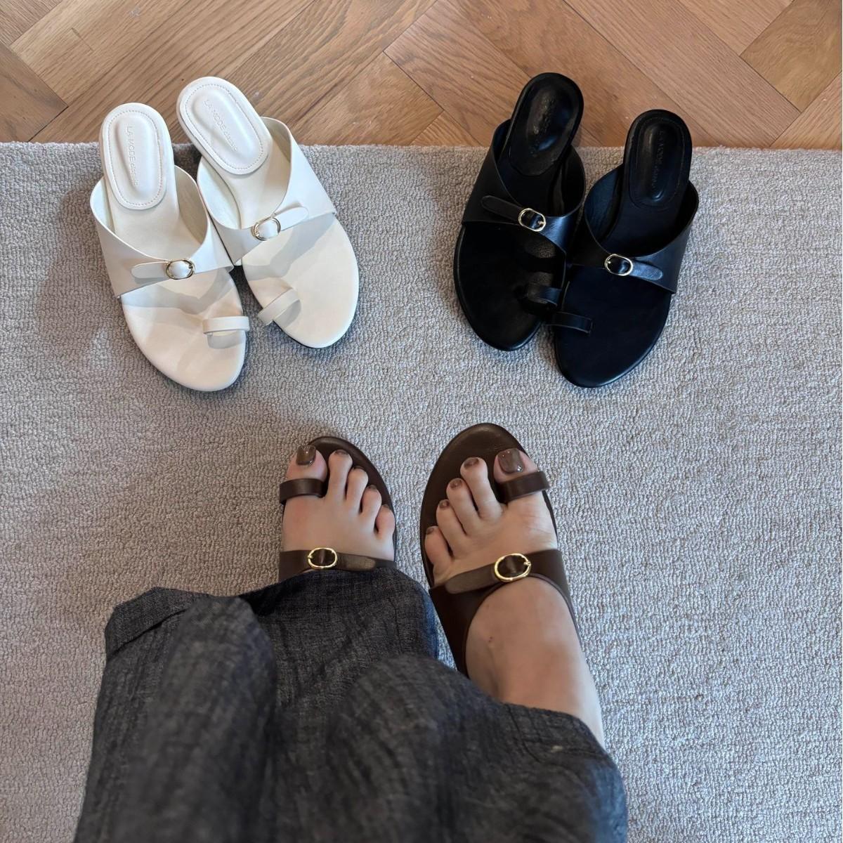 

2025 new French Roman sandals wedge heel versatile strap sandals women s leisure beach semi-drag lazy vacation hundred 39 серебряный