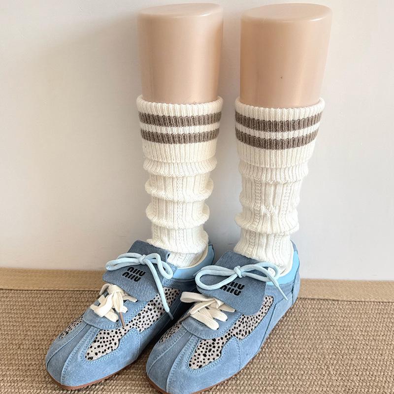 Women's Wool Mid-Calf Socks: Thickened Autumn/Winter Brown Slouch & Gray Stirrup Warmers