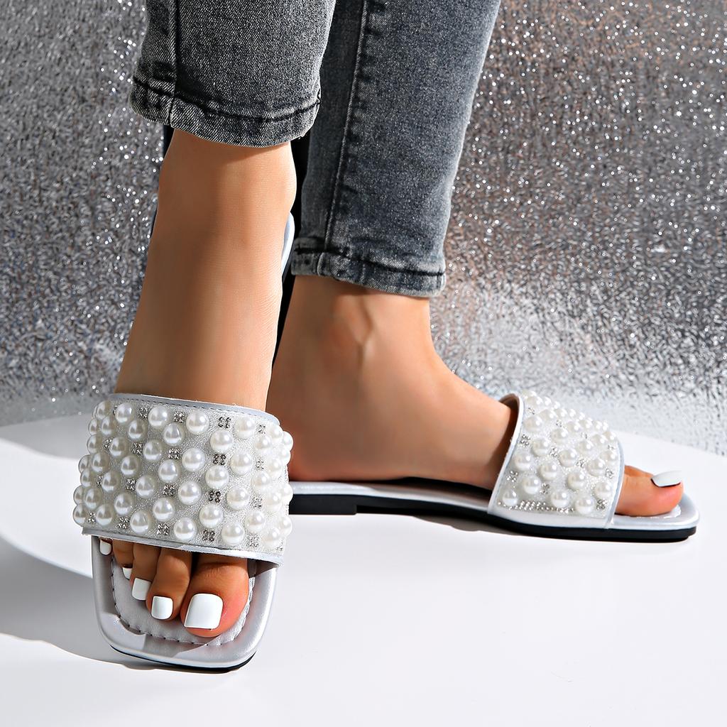 Fashion Summer New Flat Heel Rhinestone Slippers Women Fashion All-match Rhinestones Sandals Outdoor Beach Slides Slippers