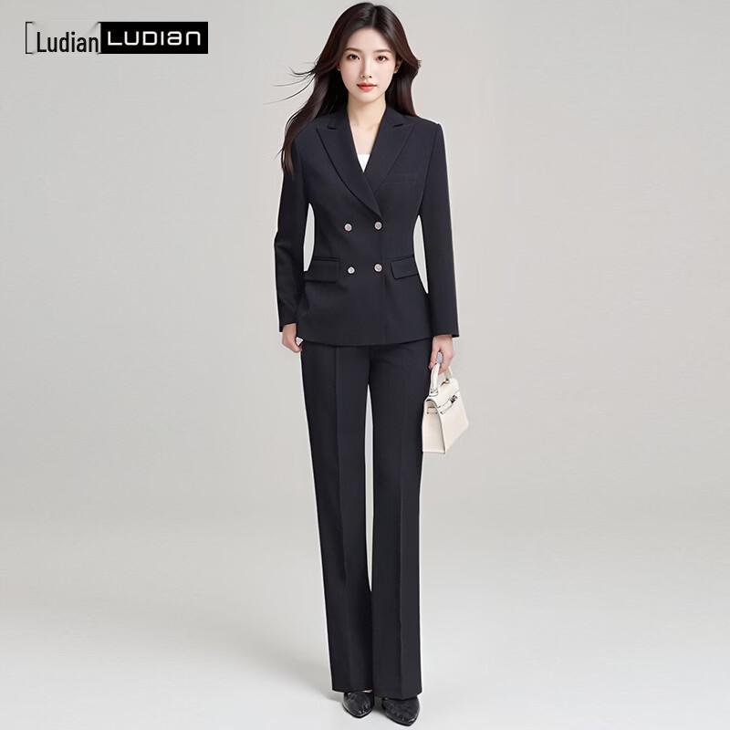 

Women s Double-Breasted Slim Fit Suit Set 170/92A