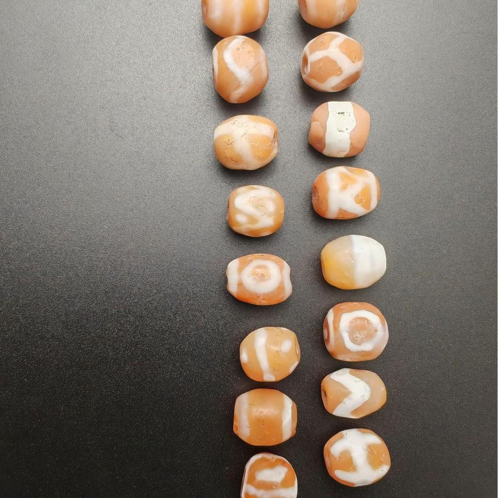 Contas de Ágata Dzi Tibetana Natural Gravada à Mão com Pátina Envelhecida, 15mm para Miçangas DIY