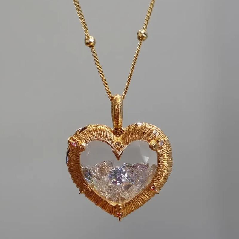 Golden Love Transparent Gravel Necklace Gold Bead Chain Design Light Luxury Exquisite Style Daily Wear