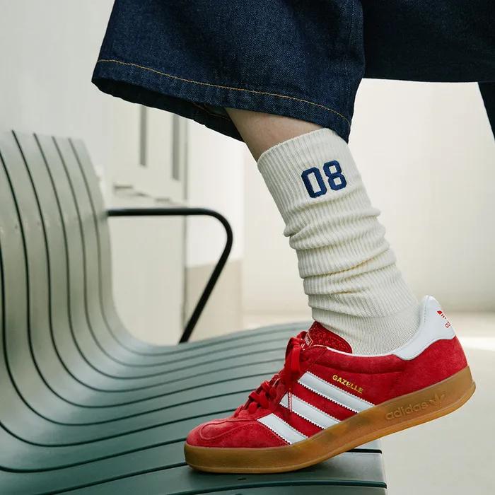 Needlework Mid-calf Socks (Navy)