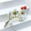 High-End Temperament White Plum Blossom Brooch Ladies Light Elegant Luxury Pins Plant Antique Floral Accessories Jewelry Gifts