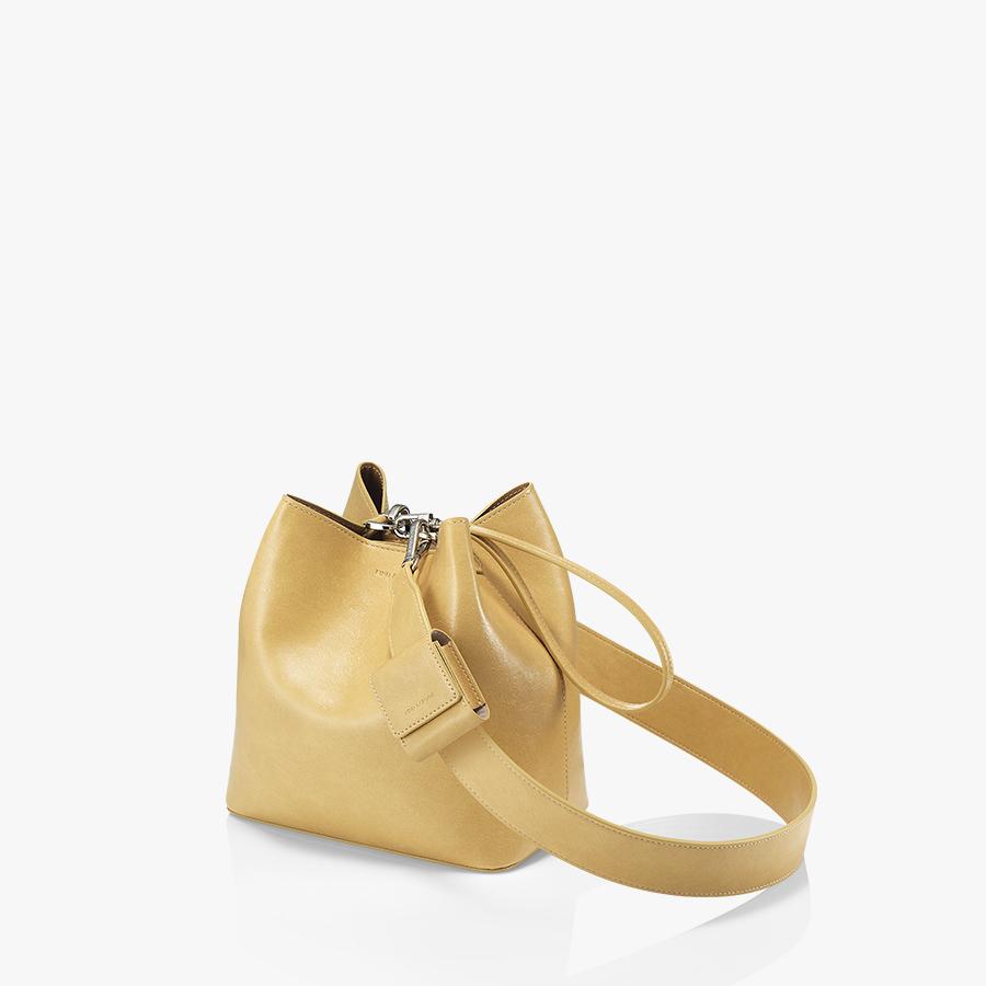 

FIND KAPOOR Fingo Bag 20 Crinkled Edition Set - Масло