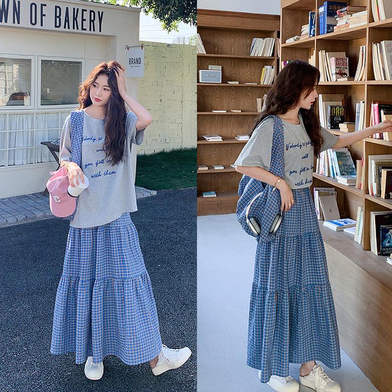 

2026 Maternity Casual College Style Two-Piece: Short-Sleeve T-Shirt & Plaid Drawstring Skirt M