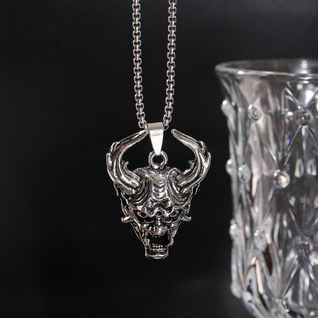 Matte Aged Metal Stereoscopic Beast Head Pendant Necklace