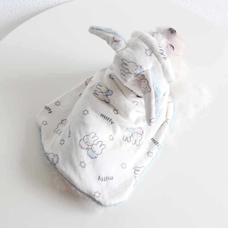Winter Autumn Pet Hooded Blanket Cloak Indoor Fleece Dog Sleeping Cape Puppy Poncho Coat French Bull Outfit