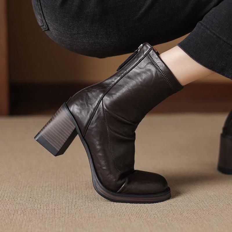 Autumn and Winter Women's Large Size Knight Boots Solid Color Rubber Sole Versatile Medium Heel Women's Boots Round Head Square Heel Zipper Medium