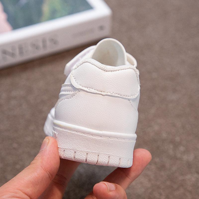 Performance classmates children's little white shoes boys' shoes 2025 spring and autumn new student girls white sports shoes