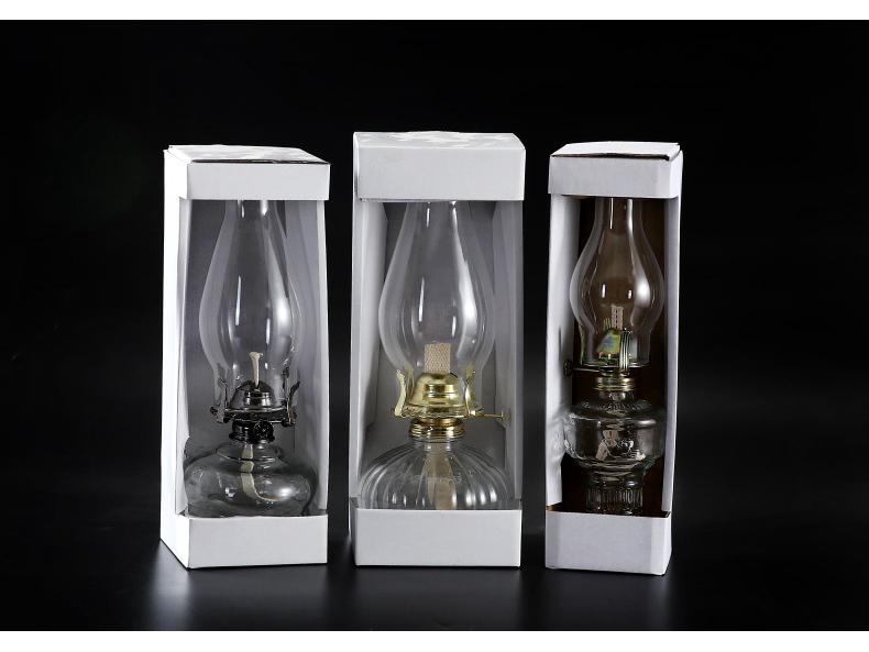 L555 Vintage Kerosene Lamp, Four-Claw Holder with Glass Lantern - Retro Oil Lamp for Nostalgic Decor and Ambiance