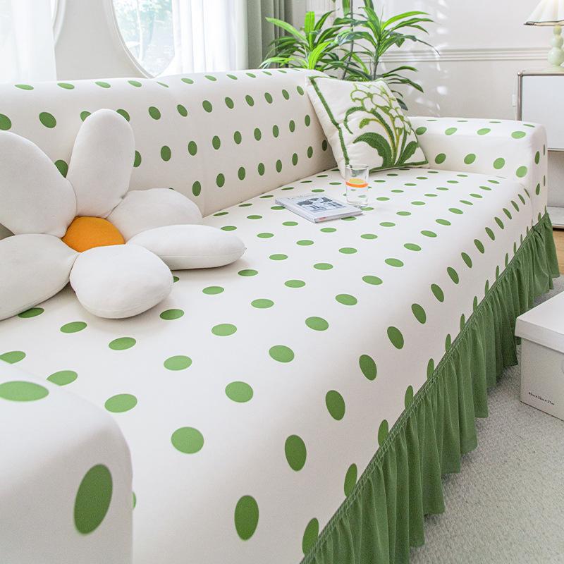 The New High end Anti slip All Inclusive All Purpose Summer Seat Cushion Cover with Ice Silk Cool Feeling Skirt Edge Sofa Cover Is Covered with Fabric