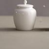 Borcan de depozitare din ceramică albă de jad cu grăsime de oaie, minimalist