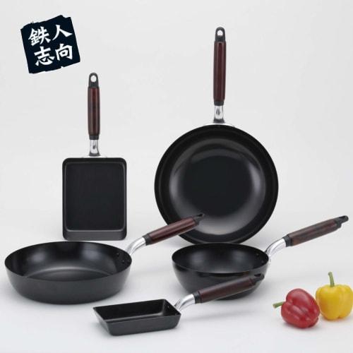 Hokuriku Aluminum Ajitatsujin Frying Pan, Iron Chef Style, 20cm, Compatible with All Heat Sources, Black