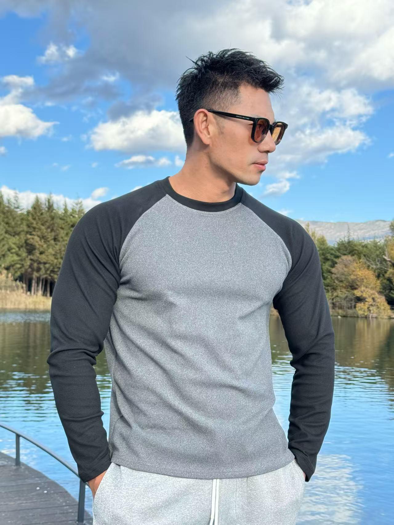 

«Мужской теплый спортивный топ из немецкого бархата с длинными рукавами и полумолнией» L