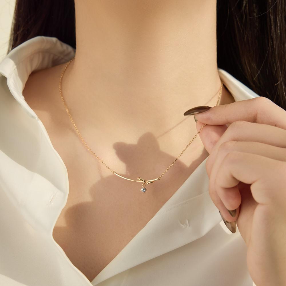 Korean S925 Silver Bow Smile Necklace – Women's Light Luxury Fairy Clavicle Chain