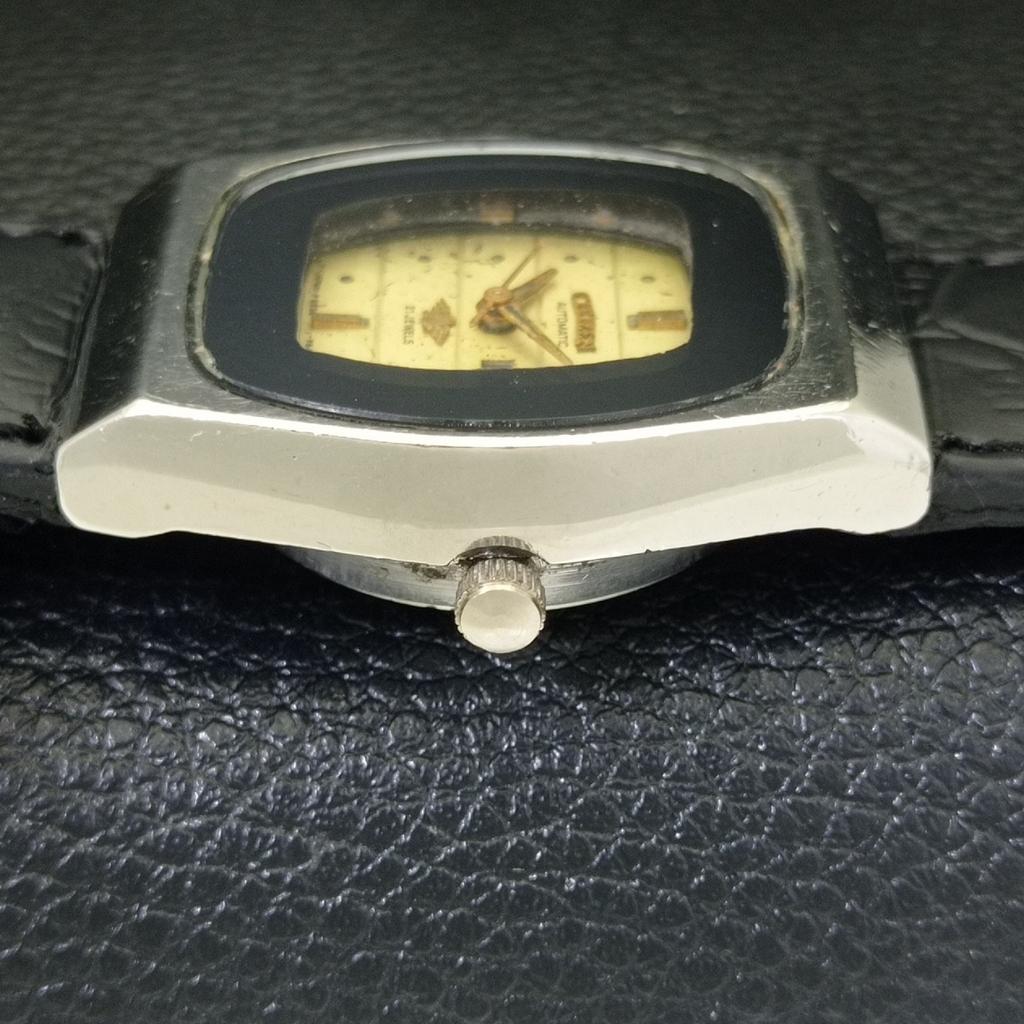 JAPAN VINTAGE CITIZEN AUTOMATIC BOY ORIGINAL DIAL WATCH a700352-5