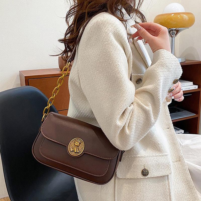 Нова невелика сумка під пахвами 2024 року, проста та модна сумка-багет, висококласна ретро-сумка через плече на одне плече