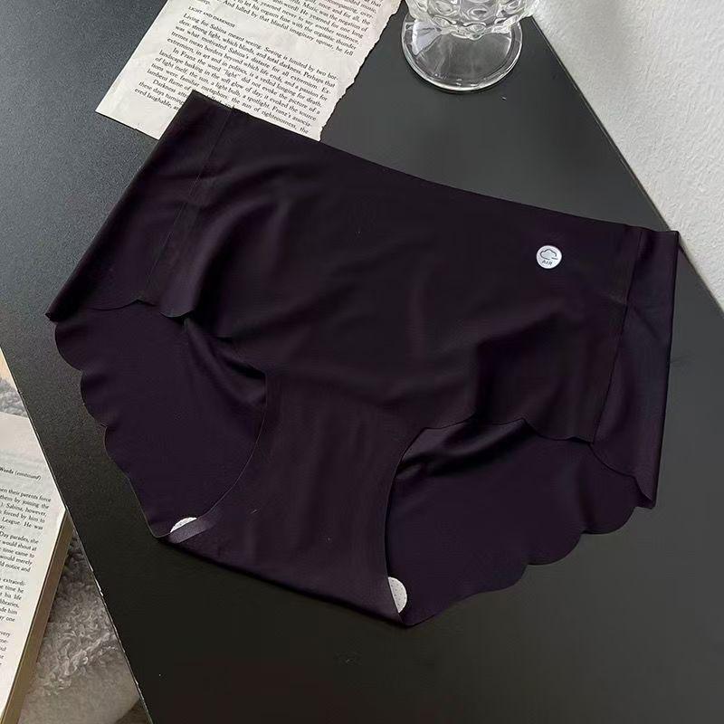 Sous-vêtements sans couture pour femmes en soie glacée à séchage rapide: Ultra-Fin, Nude, Coupe Pêche 3D pour Fitness & Yoga d'Été