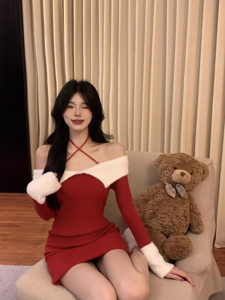 Chic One-Shoulder Knitted Dress: Autumn Christmas Style, Halter Neck, Slim Fit Short Skirt for Women