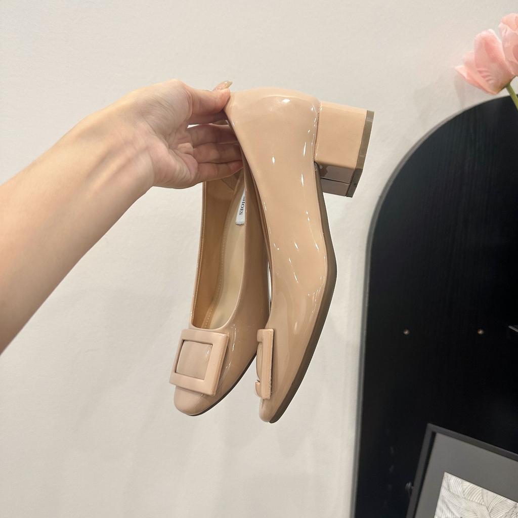 Schafsleder-Version~ Unsichtbare innere Höhenerhöhung eckige Schnalle High Heels Damen flacher Ausschnitt Slipper runde Zehenpartie reiner Wunsch Pendelschuhe