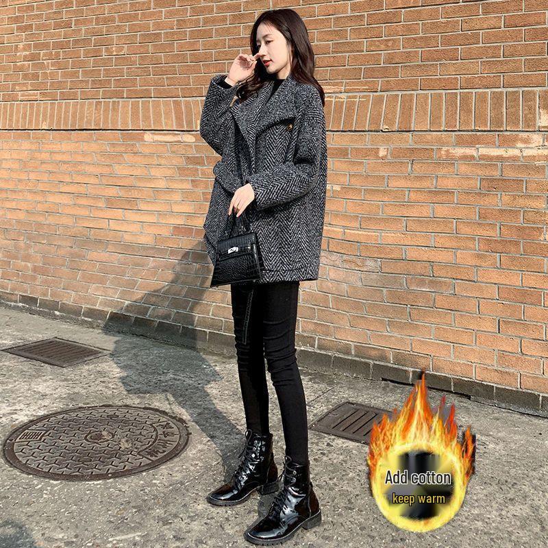 2025 Autumn/Winter Plaid Petite Woolen Coat - Mid-Length, Loose Fit for Women