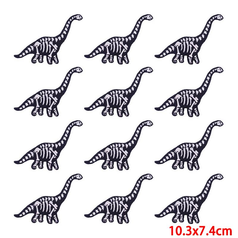 10 Pcs/lot Wholesale Embroidery Patch Iron On Patches For Clothing Patches On Clothes Jackets Decor Applique Sew Supplies