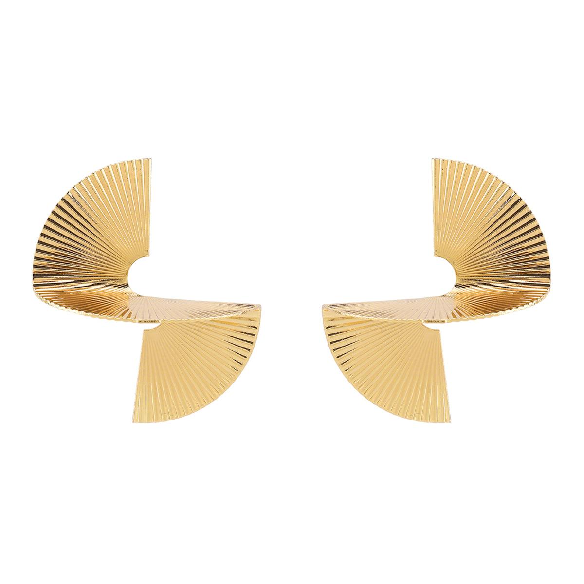 

Модные серьги-подвески для женщин золотой