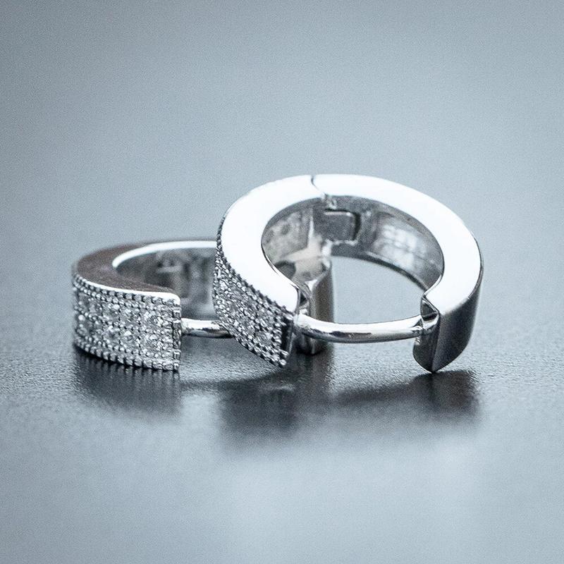 

Классические серьги Huitan Color Circle с ослепительным кубическим цирконием, повседневные универсальные серьги для влюбленных, женские/мужские ювелирные изделия