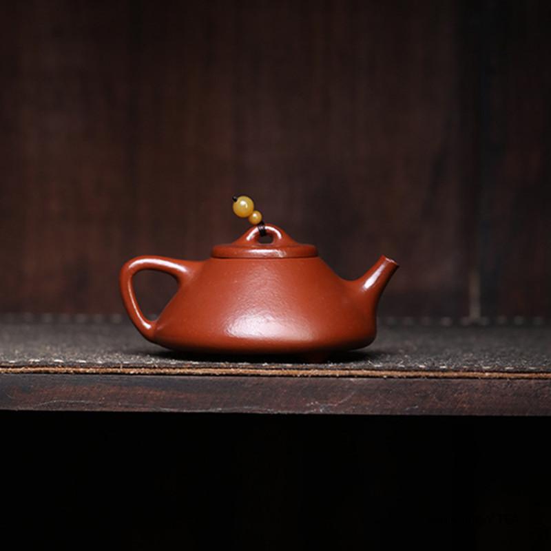 Chinese Yixing Purple Clay Teapot Raw Ore Zhu Mud Beauty Tea Pot Handmad Triangular Shape Kettle Household Zisha Tea Set 100ml