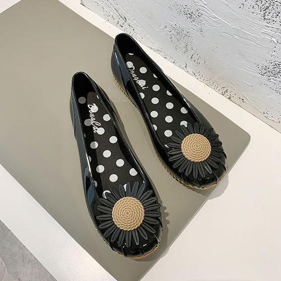WTEMPO Four Seasons Trendy Jelly Rain Shoes Shallow Mouth Flat Heel Waterproof Beach Shoes Plastic Kitchen Work Shoes Women's Versatile Sandals
