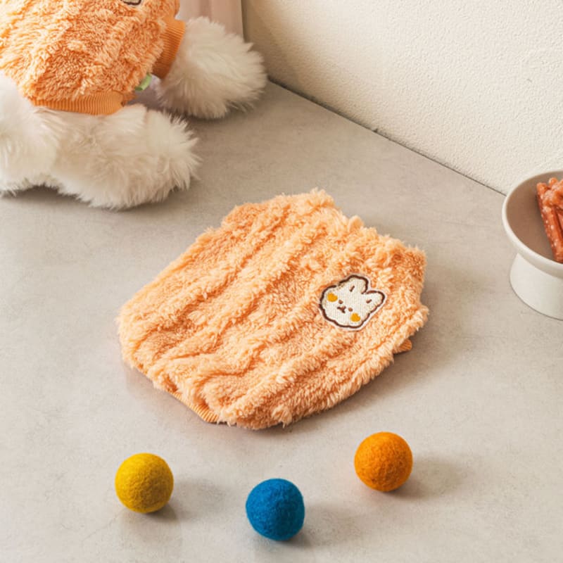 [Domácí mazlíček] Útulný zimní maketový obrázek S s broskvovou