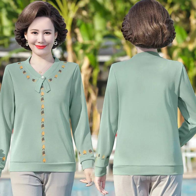 Women's Spring and Fall Long-sleeved Blouse Middle-aged and Elderly Loose V-neck Bottoming Shirt