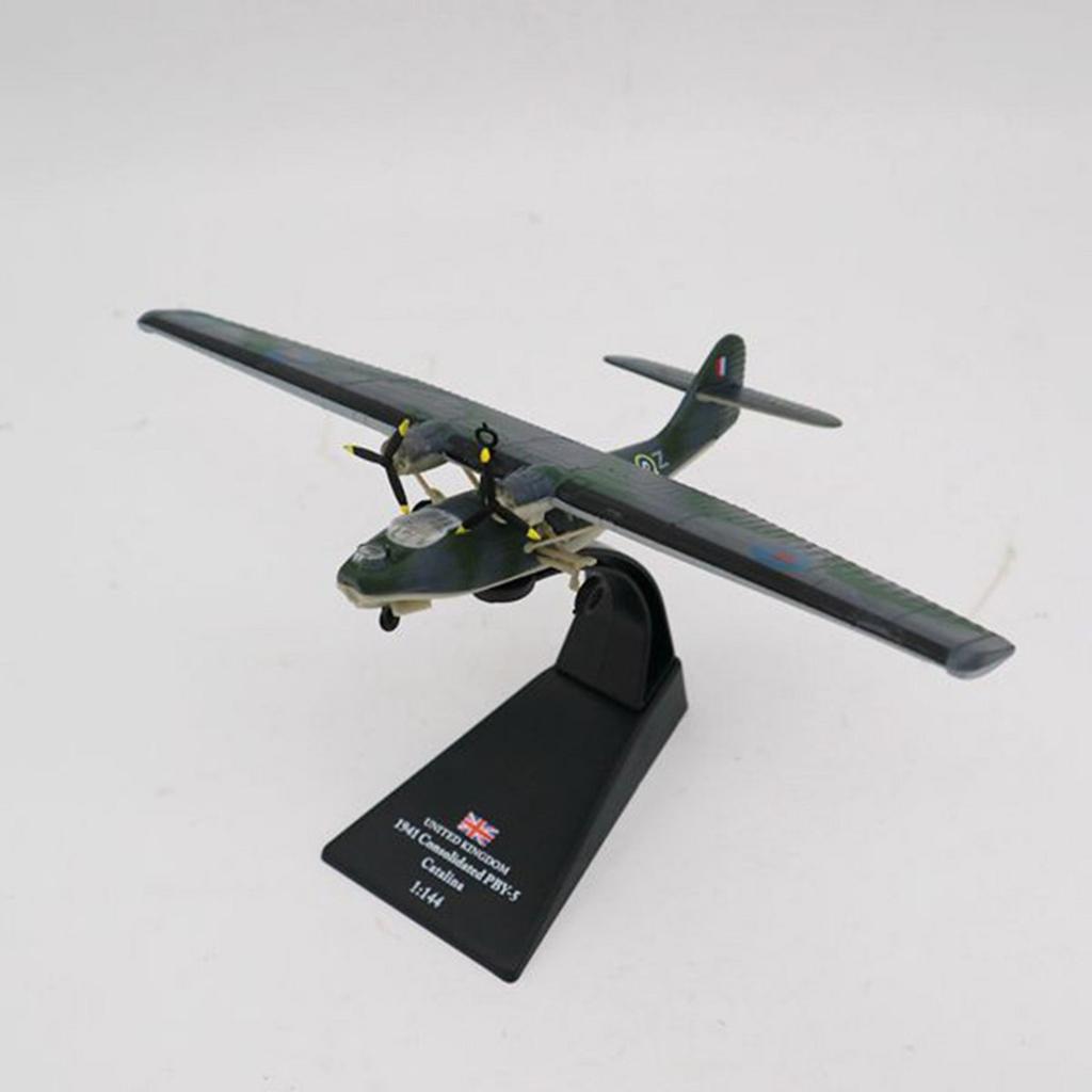 1/144 UK RAF Classic PBY 5 Catalina Aircraft Fighter Canso Amphibious hydroplane Sea Plane Replica Model Toy Adult Gift Model
