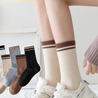 5 Pairs of Mid-calf Socks for Women In Autumn and Winter, Sports and Fitness, Sweat-absorbing Stripes, and Winter High-calf Socks Are Trendy