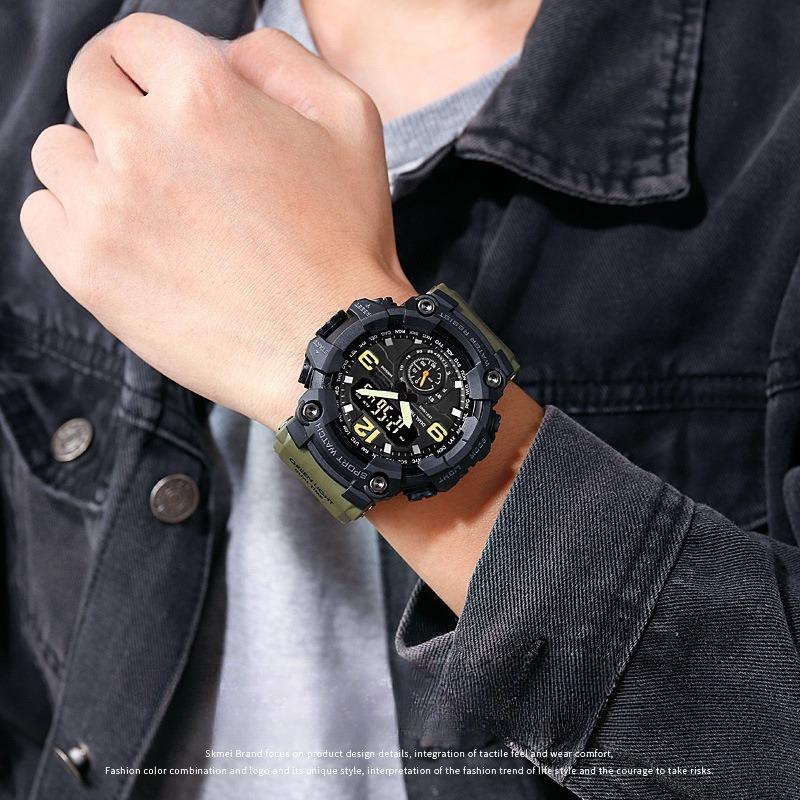 Cool Outdoor Shockproof Plastic Men's Watch Large Dial Sports Pin Buckle Digital Display Synchronous Machine Electronic Watch