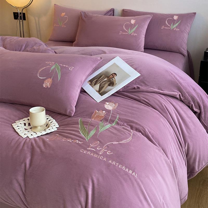 Thickened Milk Fleece Four-Piece Set, Coral Double-Sided Fleece Embroidered Crystal Fleece Quilt Cover, Bed Sheet, Bed Hat Three-Piece Set