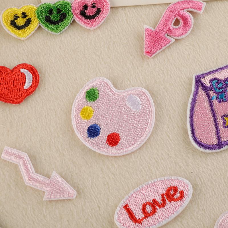 Cartoon Embroidered Computer Patch, DIY Cloth Sticker, Clothing & Handbook Accessory