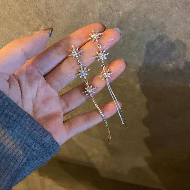 

Серьги-кисточки из серебра 925 пробы «Звездный дождь»: Элегантный дизайн восьмиконечной звезды для женщин