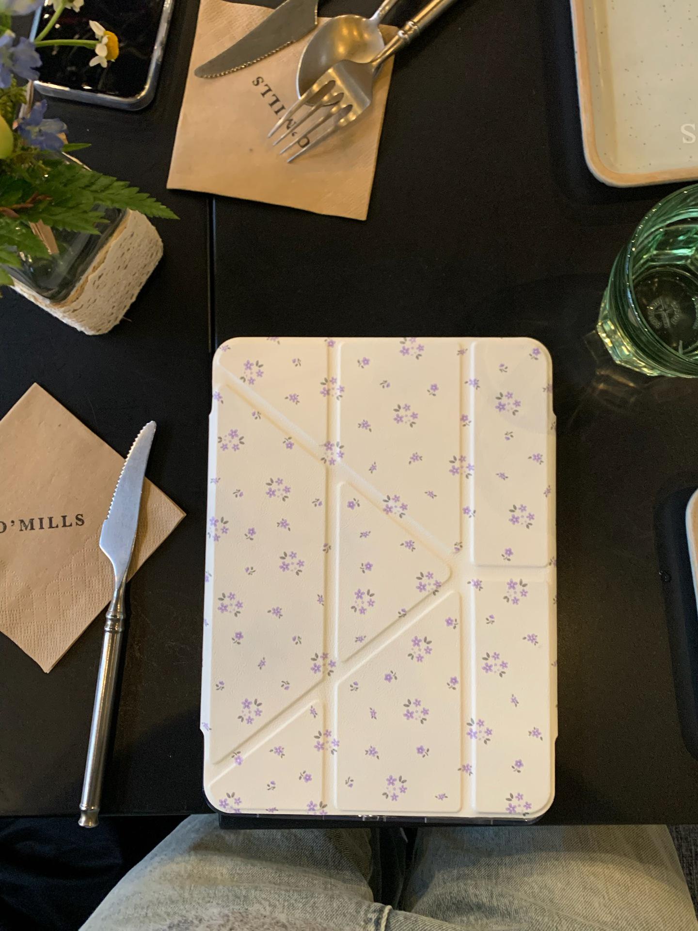

Purple Floral iPad Case for iPad Air 5/iPad Mini 6 - Fresh & Cute Design iPad mini 6/7 (8.3 inches)