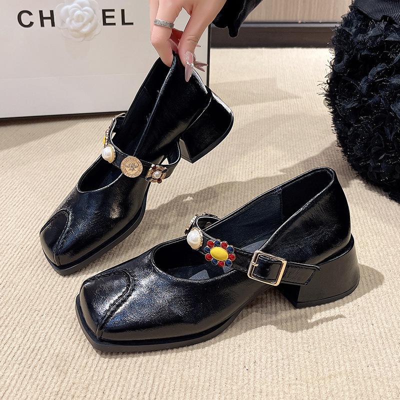 

Горячая Распродажа 2025 Обувь Женская Обувь на Плоской Подошве С Неглубоким Вырезом Осенние Туфли-Лоферы Балетки с Круглым Носком Новая Осенняя Черная Ретро Обувь Zapatos De Mujer 35 чёрный