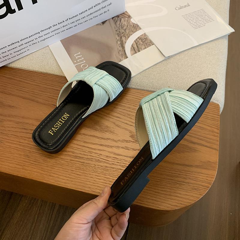 

Large size summer outer wear one-word slippers New summer beach wind cross with breathable lightweight slippers 40 светло-голубой