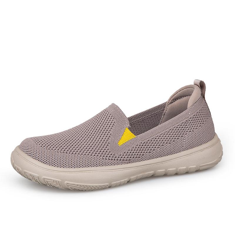 Spring and Autumn New Cloth Shoes Are Soft and Comfortable, One-pedal Mother Shoes, Fashionable Versatile Non-slip Single Shoes