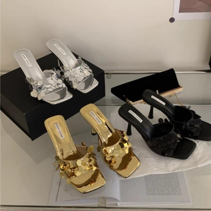 Mode 2025 Sommer Neu Nische High-End Coole Hausschuhe Draußen Tragen Dünner Absatz Paillettenbesetzte High-Heel-Sandalen Damenschuhe