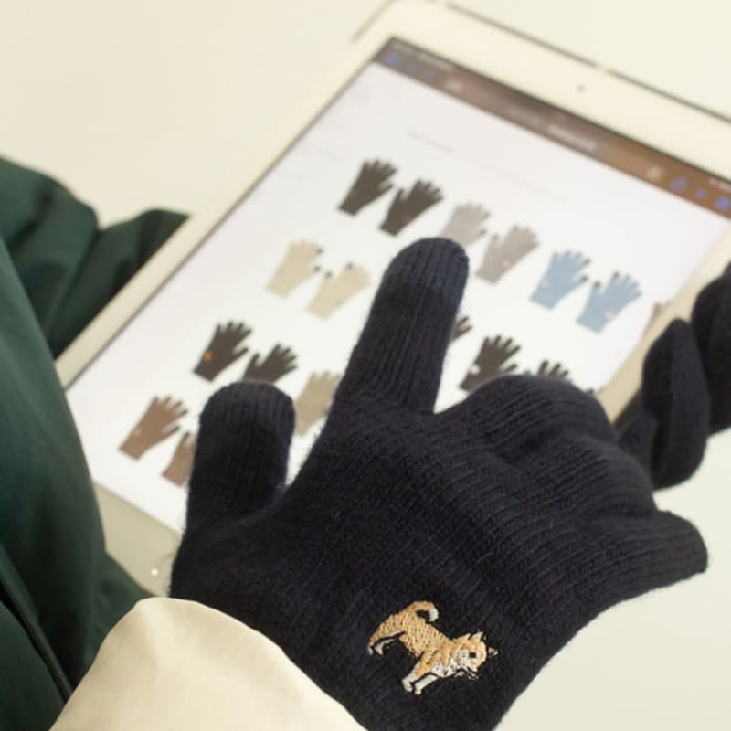 SNOOZY Yellow Embroidered Wool Knit Gloves Navy