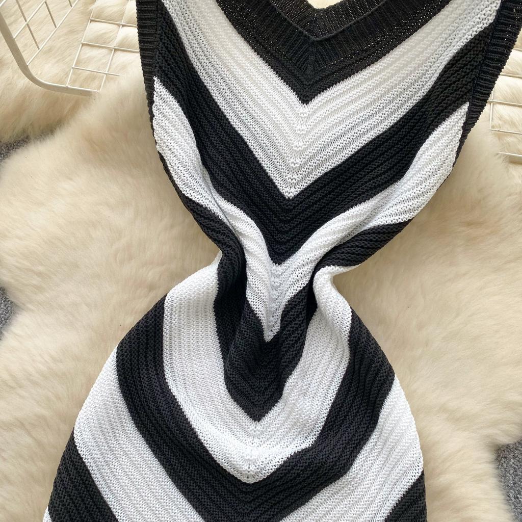 Summer Women Casual V-neck Sleeveless Knitted Tassel Striped Sweater Slim Bodycon Mini Short Sheath Dresses