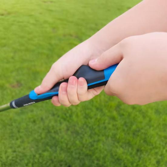 Golf Grip Trainer Club Grip Training Aid Right Hand Attachment Anti-slip Golf Swing Trainer for Correcting Hand Position on Golf Club