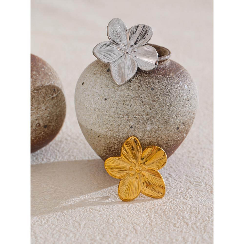Yhpup Heißer Stil Edelstahl Metall Blume Brosche Anstecknadel 18K PVD Beschichtet Kleidung Accessoires Wasserdicht Mode Schmuck Geschenk